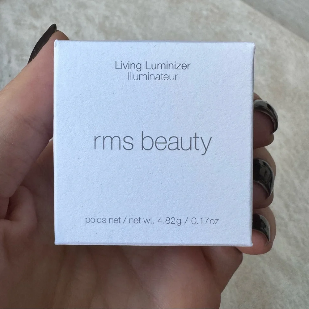 Never Used: RMS LIVING LUMINIZER 0.17 oz